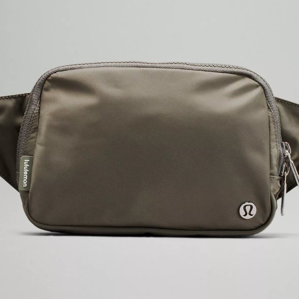 Lululemon Everywhere Belt Bag Large 2L
